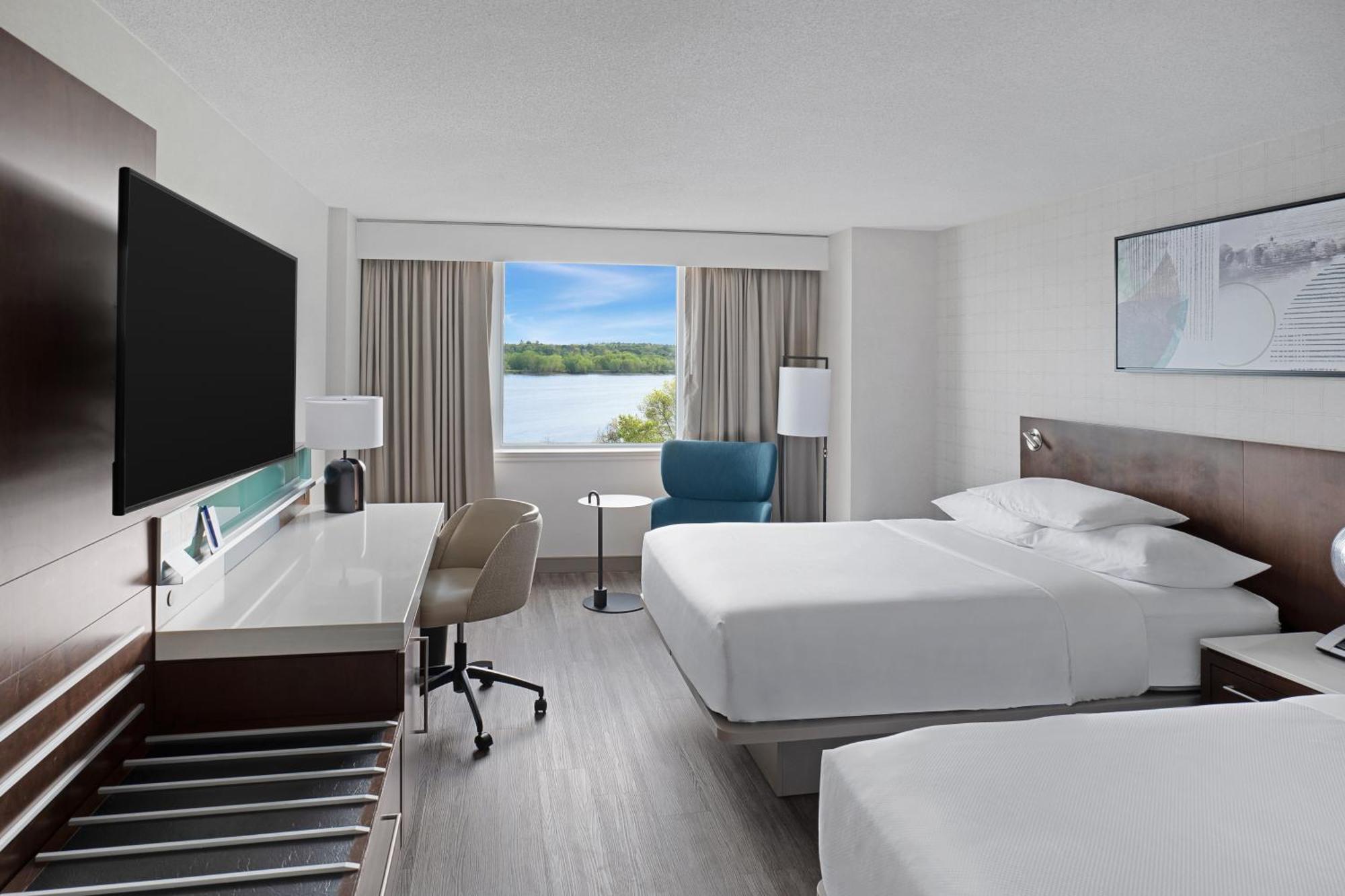 Delta Hotels By Marriott Fredericton Dış mekan fotoğraf